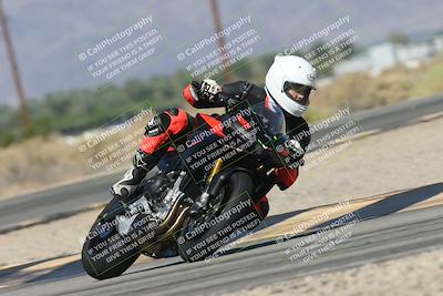 media/Oct-13-2025-Moto Forza (Mon) [[a66d839500]]/3-B Group/Session 3 (Turn 16)/